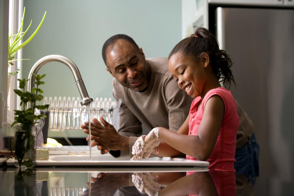 kitchen-family 