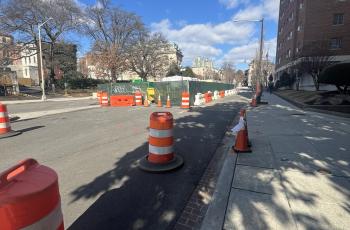 Photo of construction area at 22nd and Q streets NW with one northbound lane open